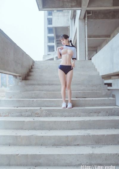 美女插鸡_蓝光最新电影在线观看