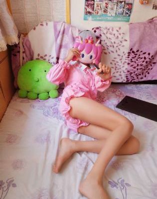 黑衣女人的香水_4K动漫免费观看
