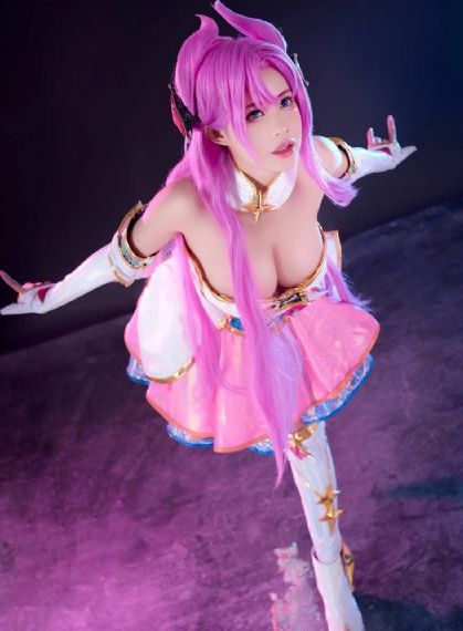 爱乃娜美大战黑人在线观看_BD韩语高清完整版播放