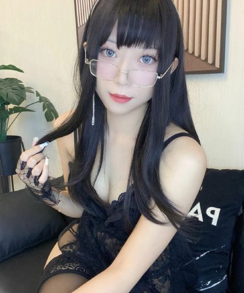 少妇把腿扒开让我添69式漫画_蓝光高清在线观看